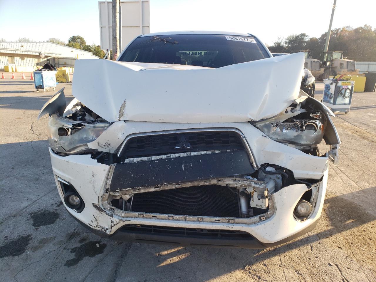 2014 Mitsubishi Outlander Sport Se - Image 5