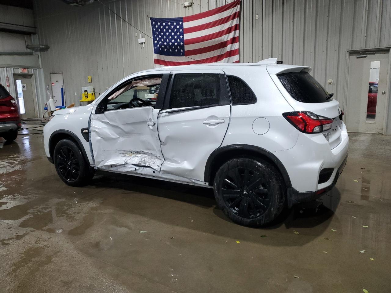 2025 Mitsubishi Outlander Sport S - Фото 2