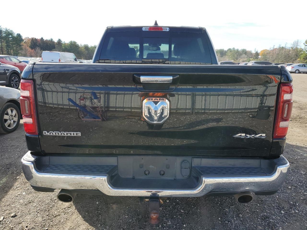 2019 Ram 1500 Laramie - Фото 6