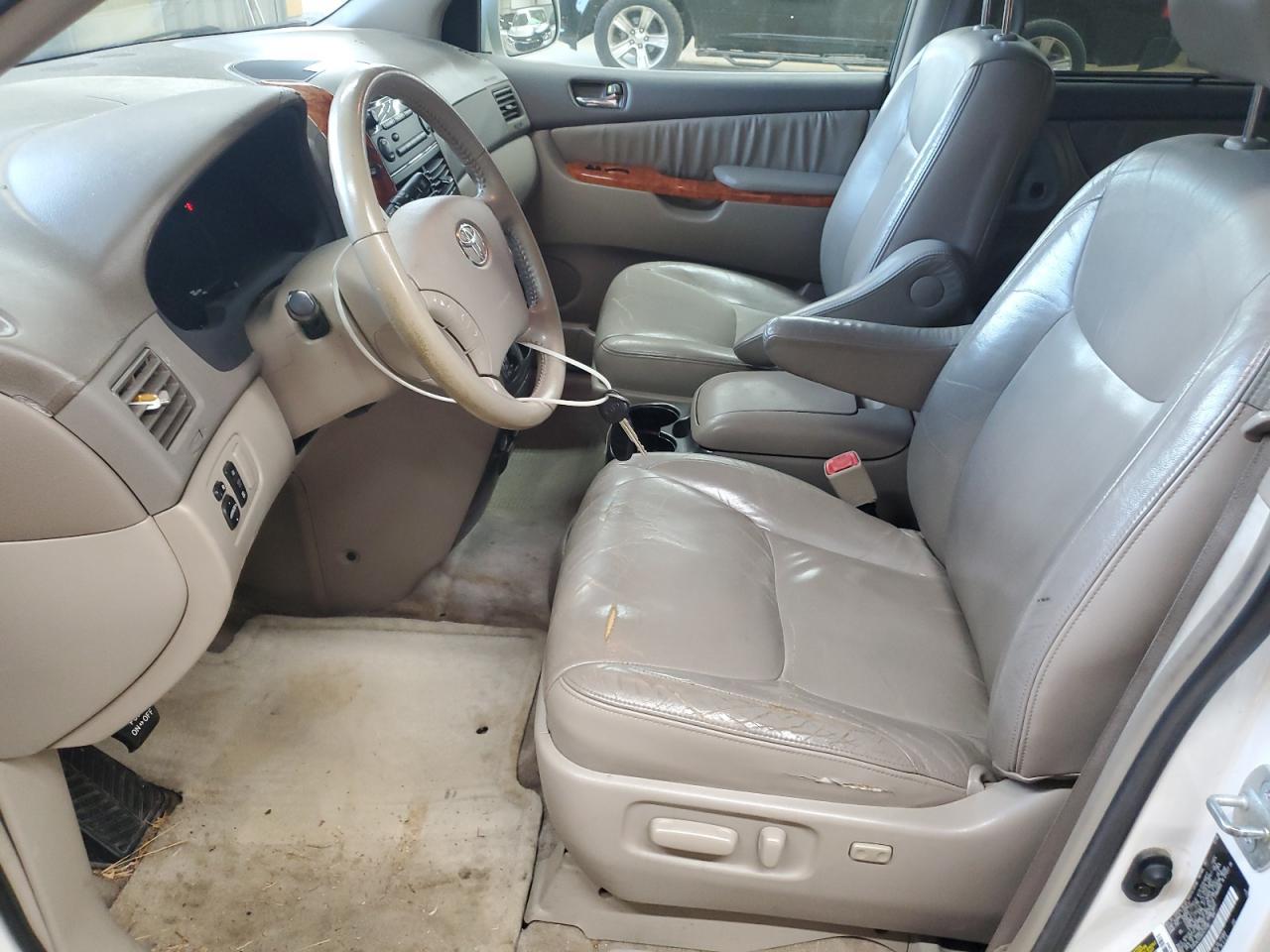 2006 Toyota Sienna Xle - Фото 7