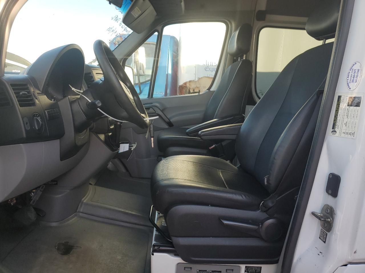 2016 Mercedes-Benz Sprinter 2500 - Фото 7