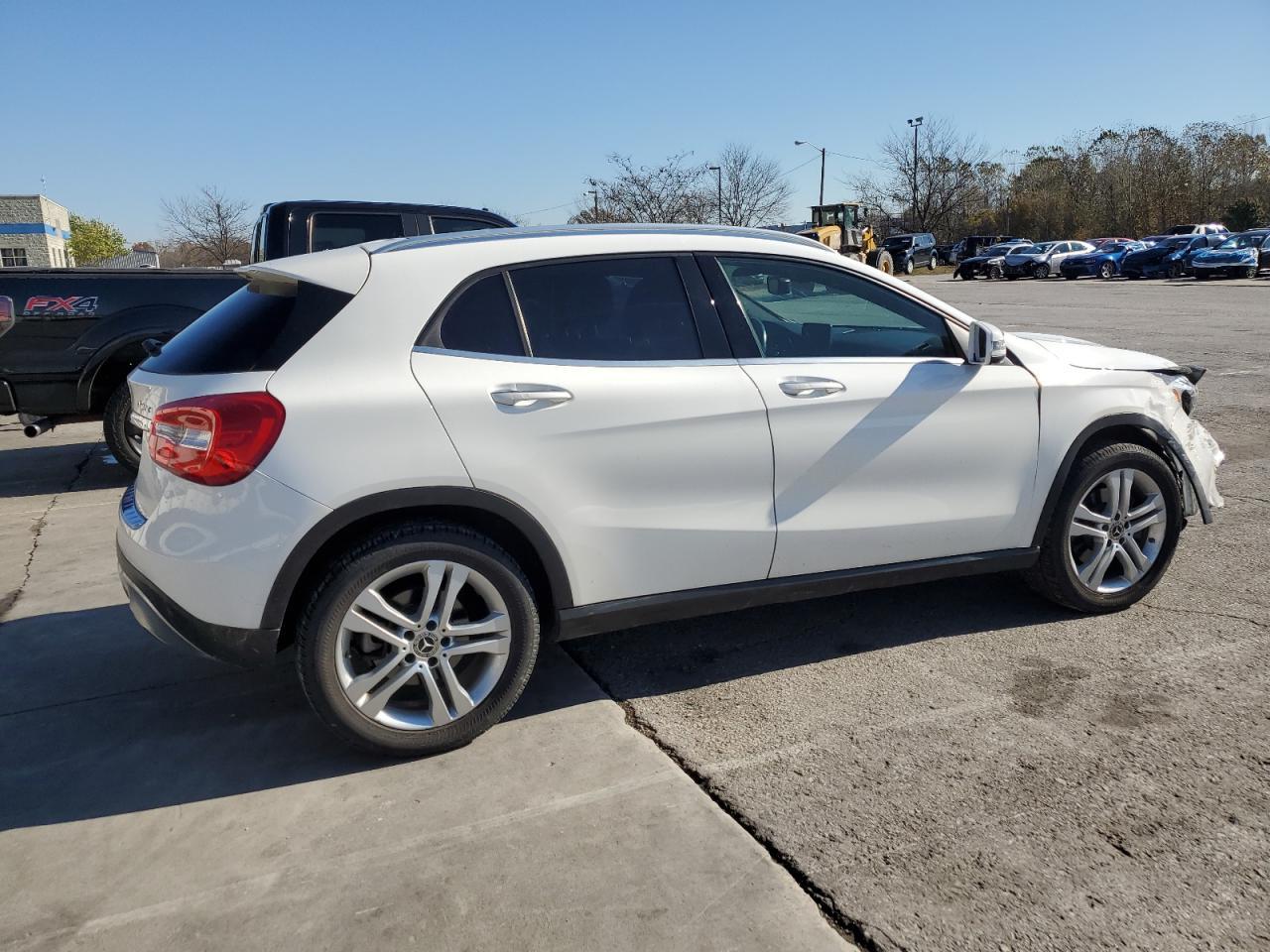 2018 Mercedes-Benz Gla 250 4Matic - Image 3