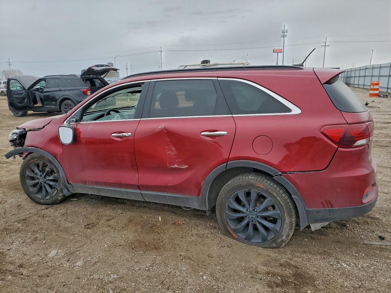 2020 Kia Sorento S - Фото 2