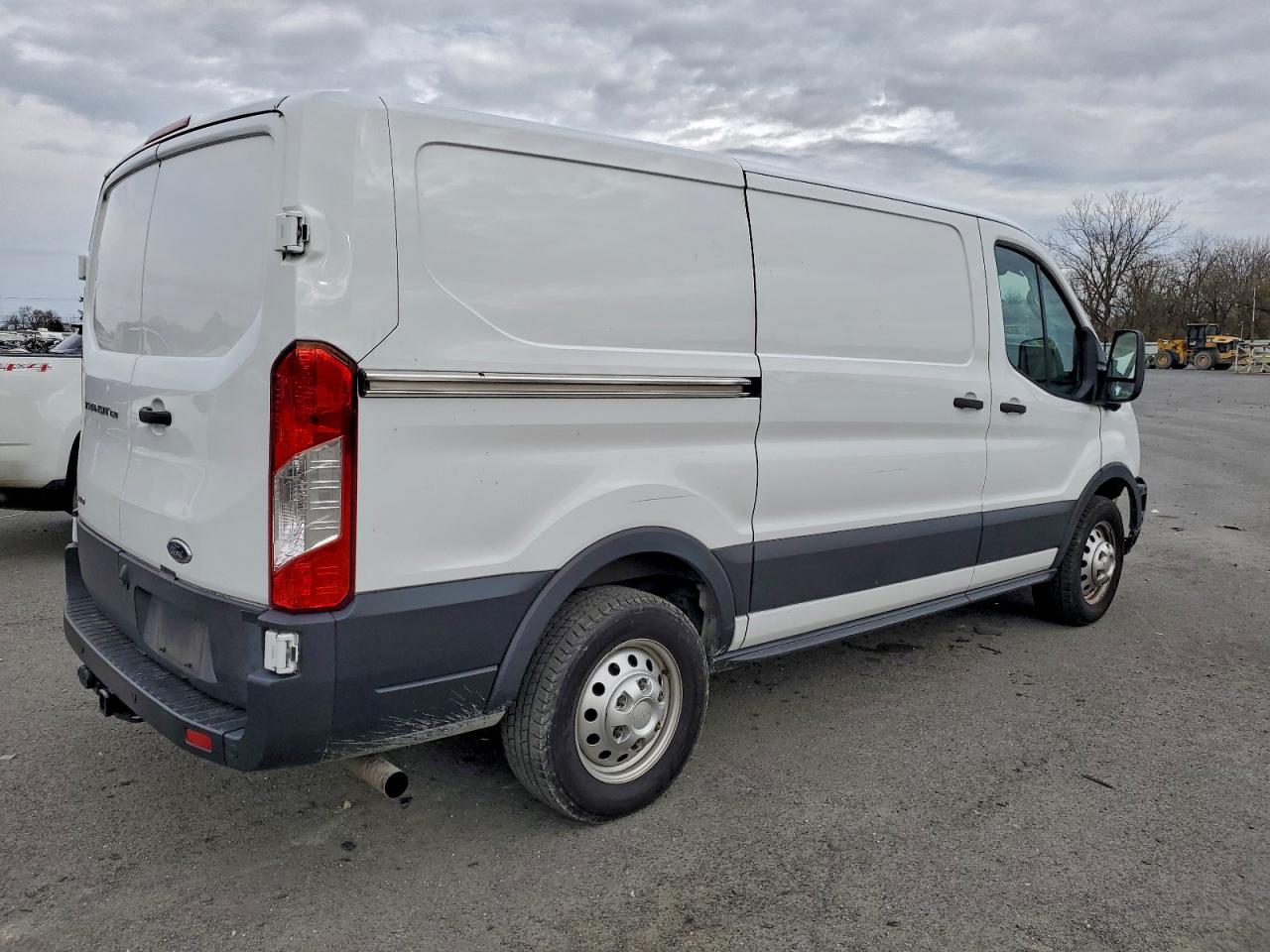 2023 Ford Transit T-150 - Фото 3