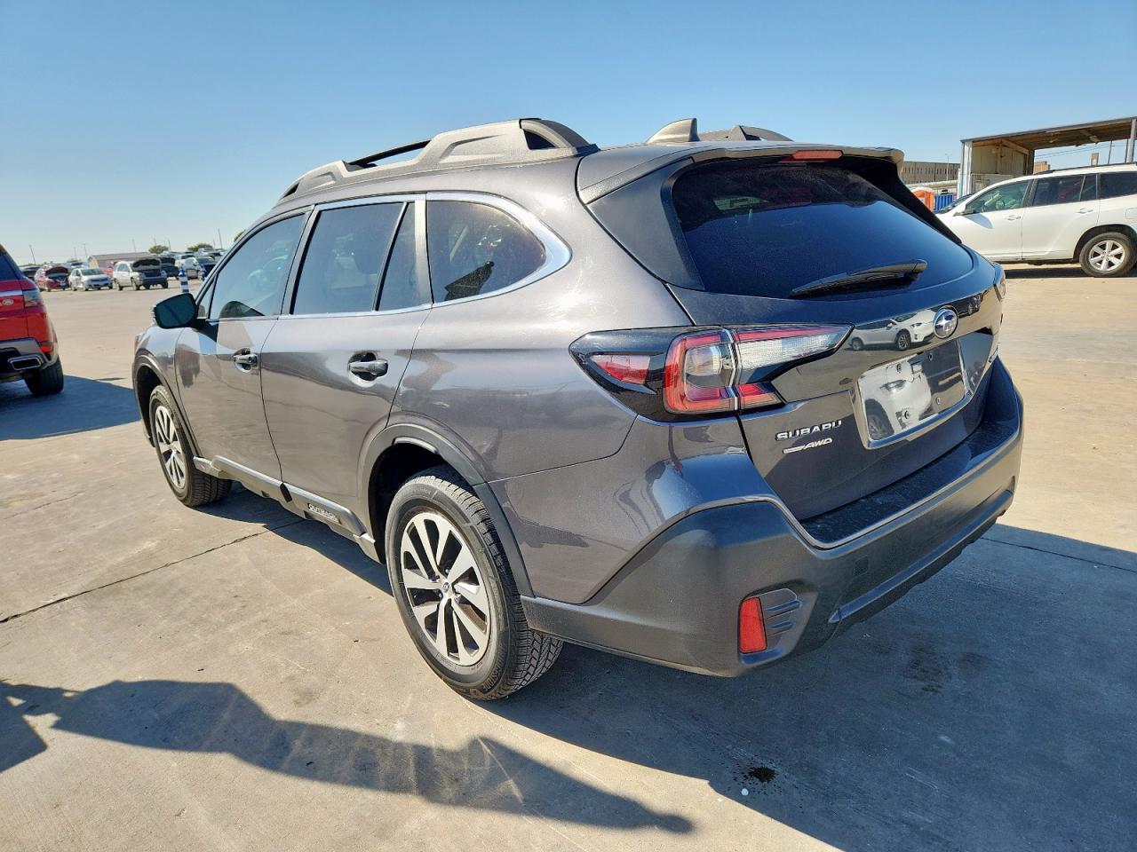 2022 Subaru Outback Premium - Фото 2