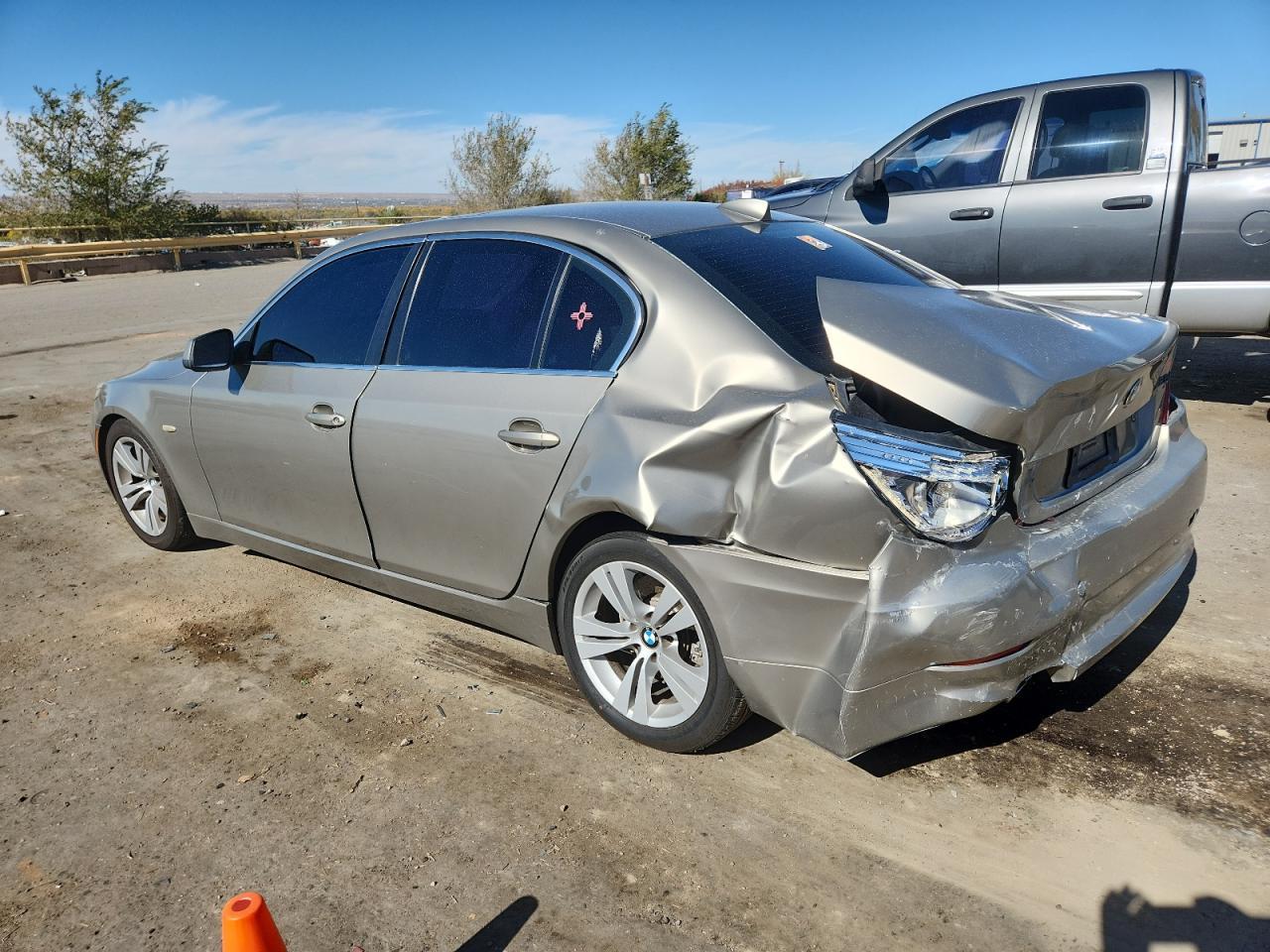 2010 BMW 528 I - Фото 2