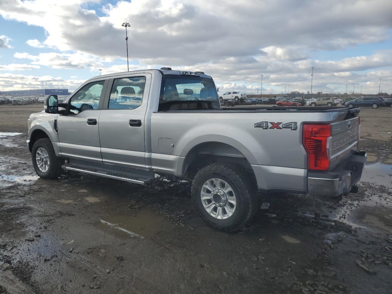 2020 Ford F250 Super Duty - Фото 2