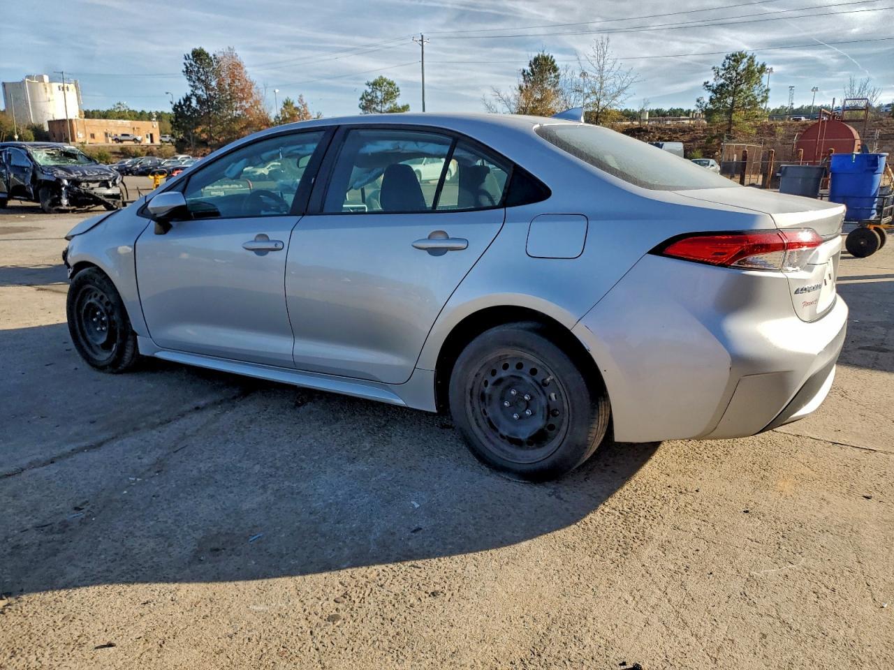 2021 Toyota Corolla Le - Фото 2