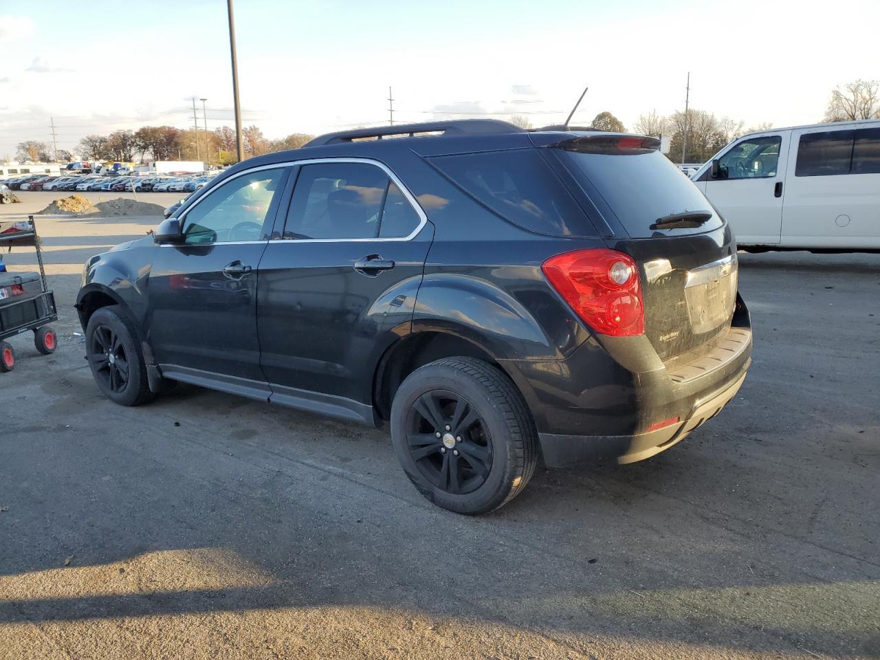 2015 Chevrolet Equinox Lt - Image 2