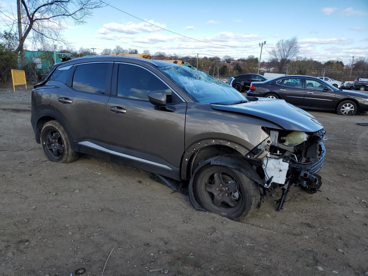 2025 Nissan Kicks Sv - Image 4