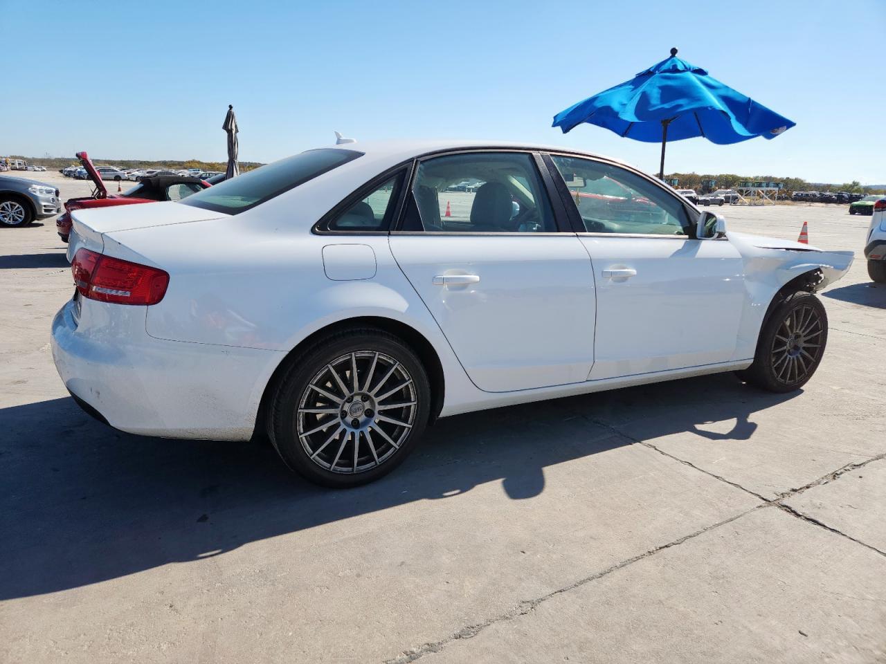 2010 Audi A4 Premium - Фото 3