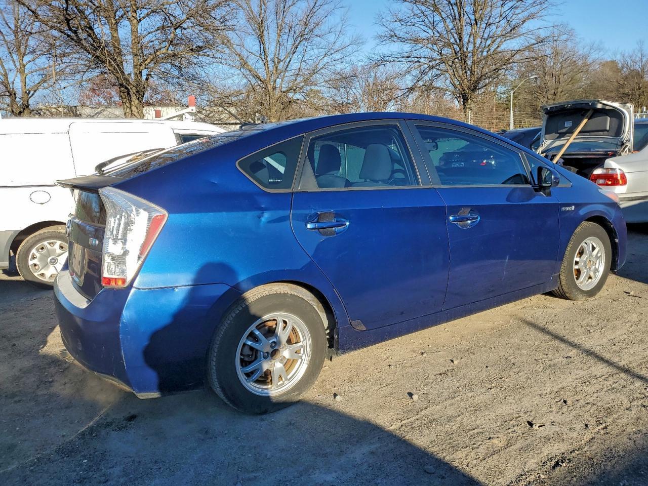 2010 Toyota Prius - Фото 3