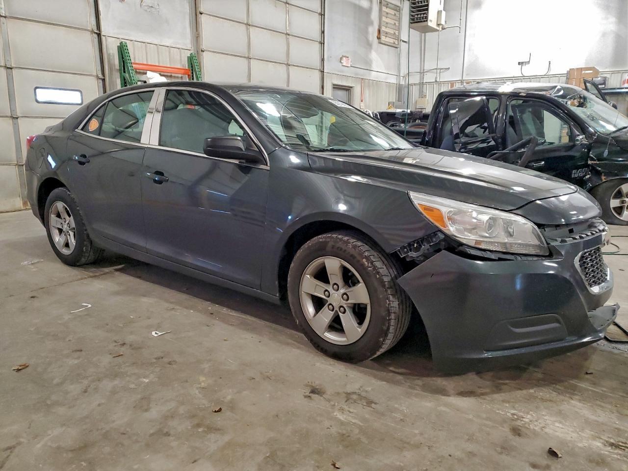 2014 Chevrolet Malibu Ls - Image 4