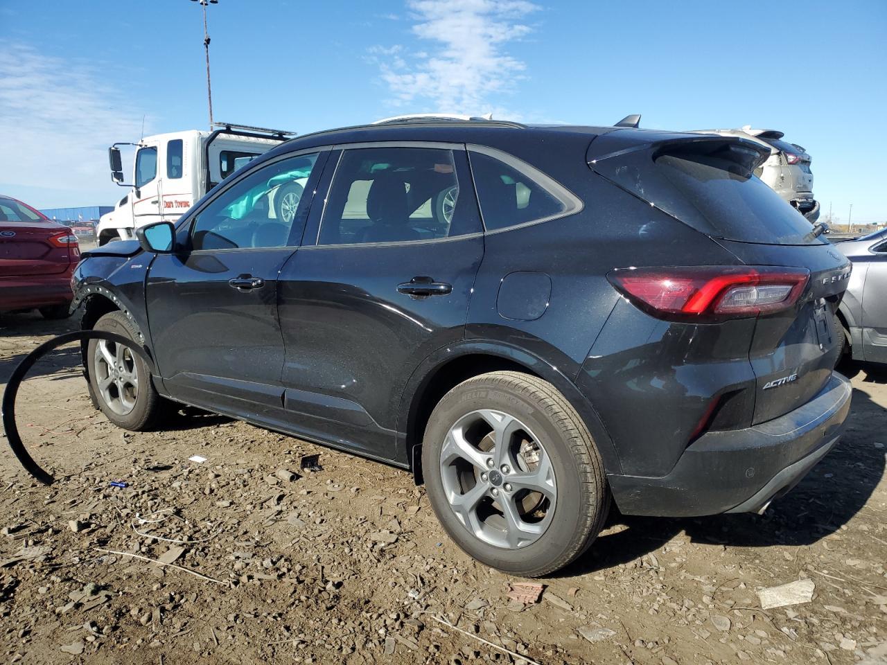 2024 Ford Escape St Line - Фото 2