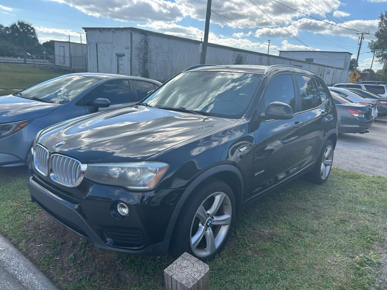 2017 BMW X3 Sdrive28I - Фото 2