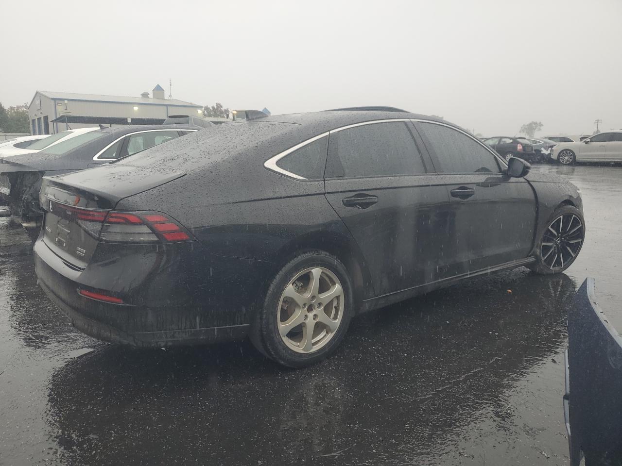 2024 Honda Accord Touring Hybrid - Image 3
