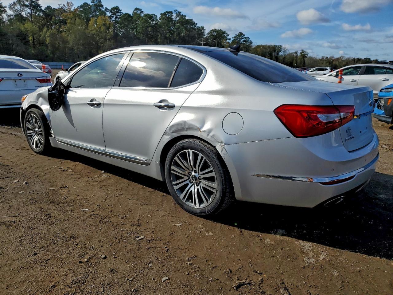 2016 Kia Cadenza Luxury - Фото 2