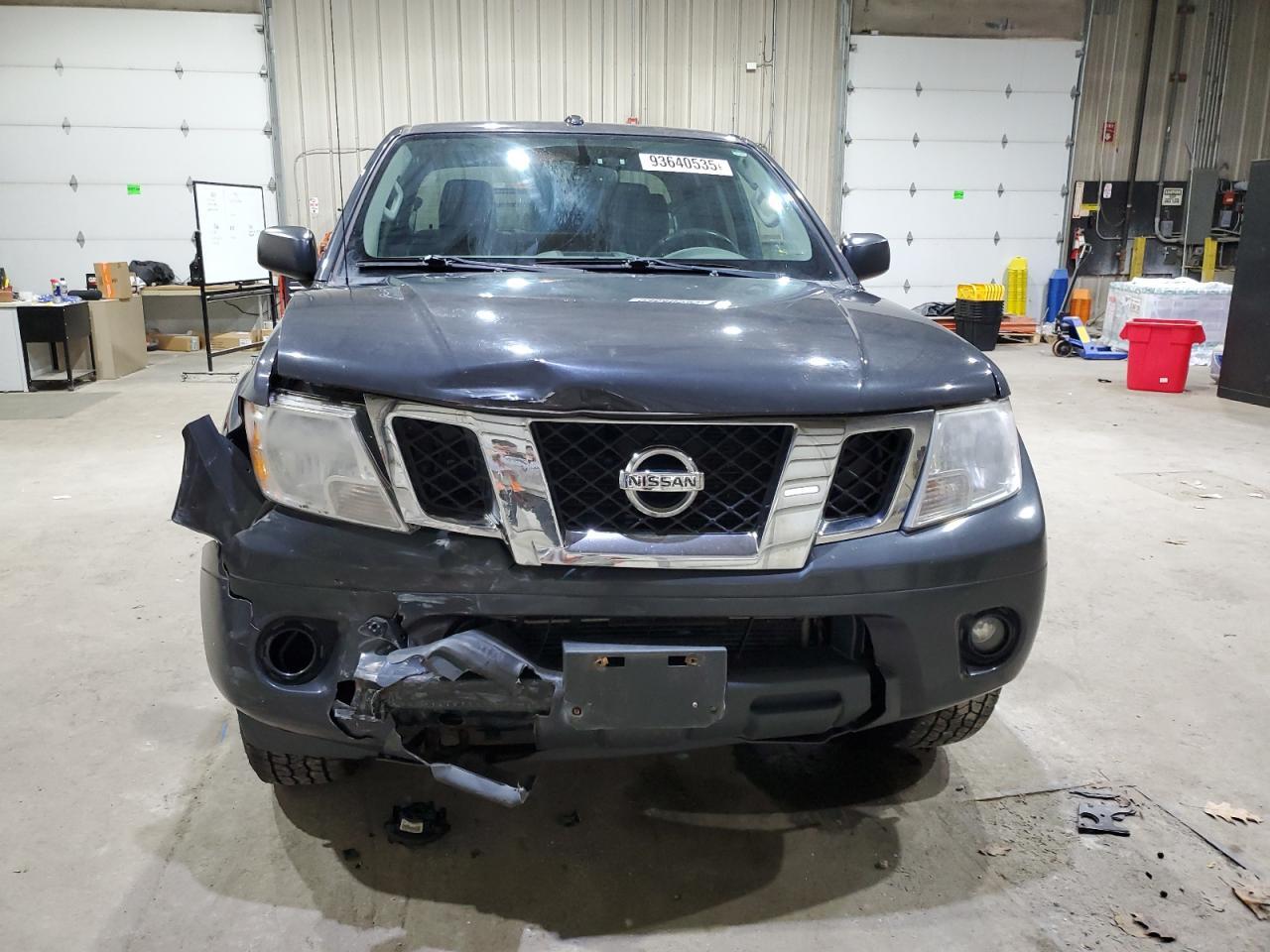 2013 Nissan Frontier S - Фото 5