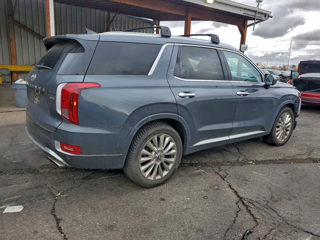 2020 Hyundai Palisade Limited - Image 3