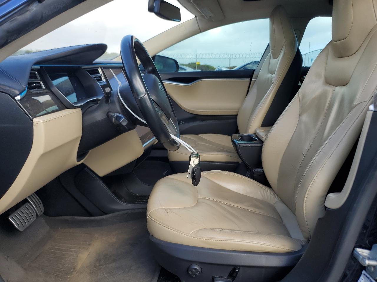 2014 Tesla Model S - Фото 7