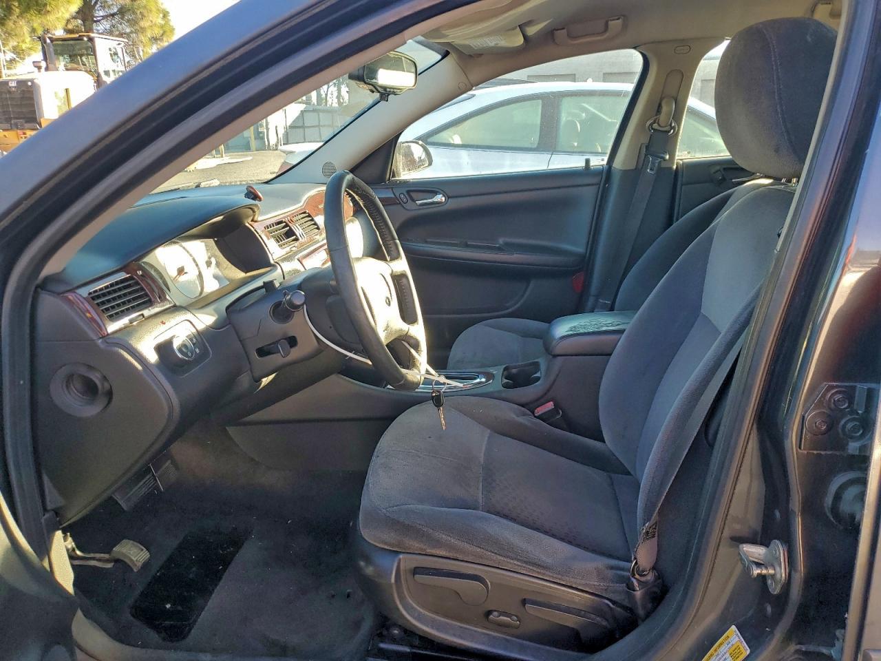 2011 Chevrolet Impala Ls - Image 7