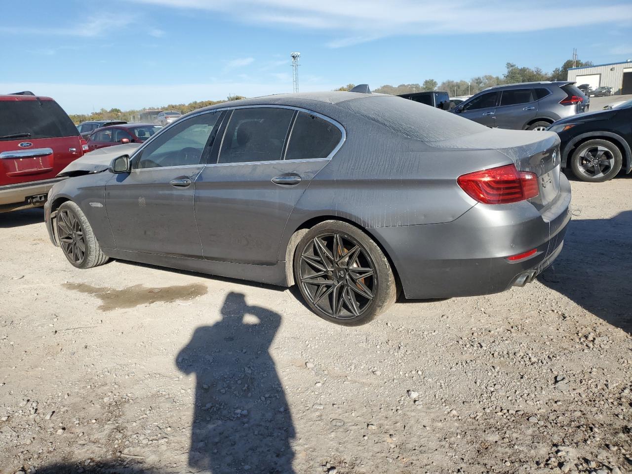 2016 BMW 528 I - Image 2