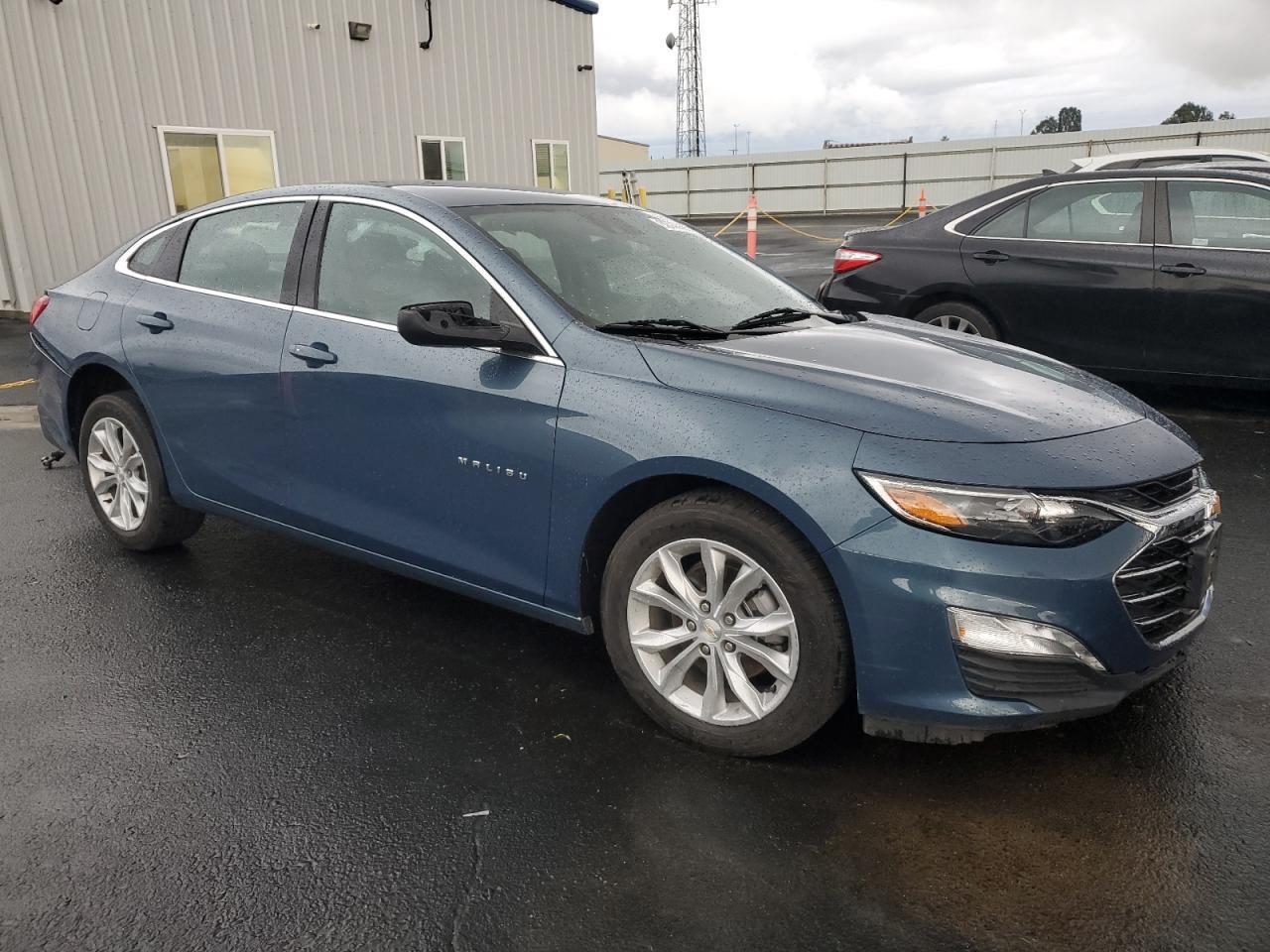 2024 Chevrolet Malibu Lt - Image 4