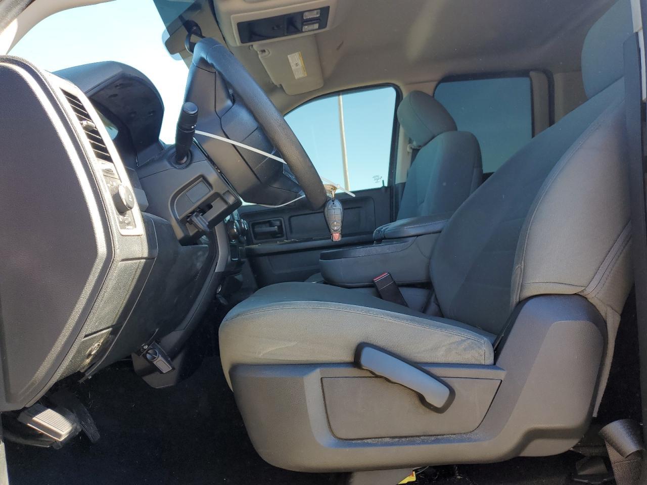 2018 Ram 1500 St - Image 7