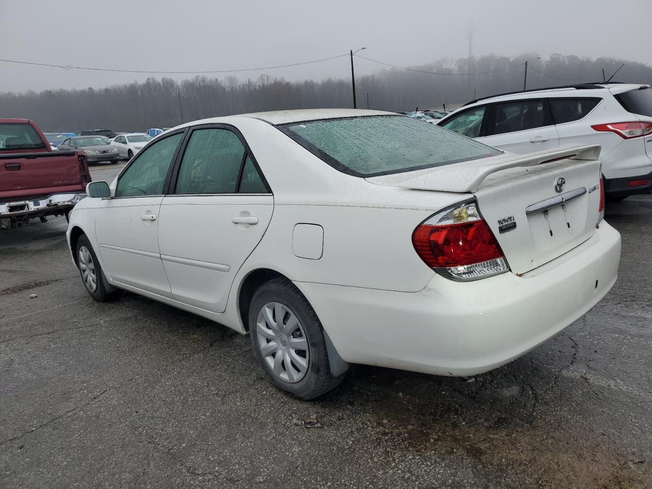 2005 Toyota Camry Le - Фото 2