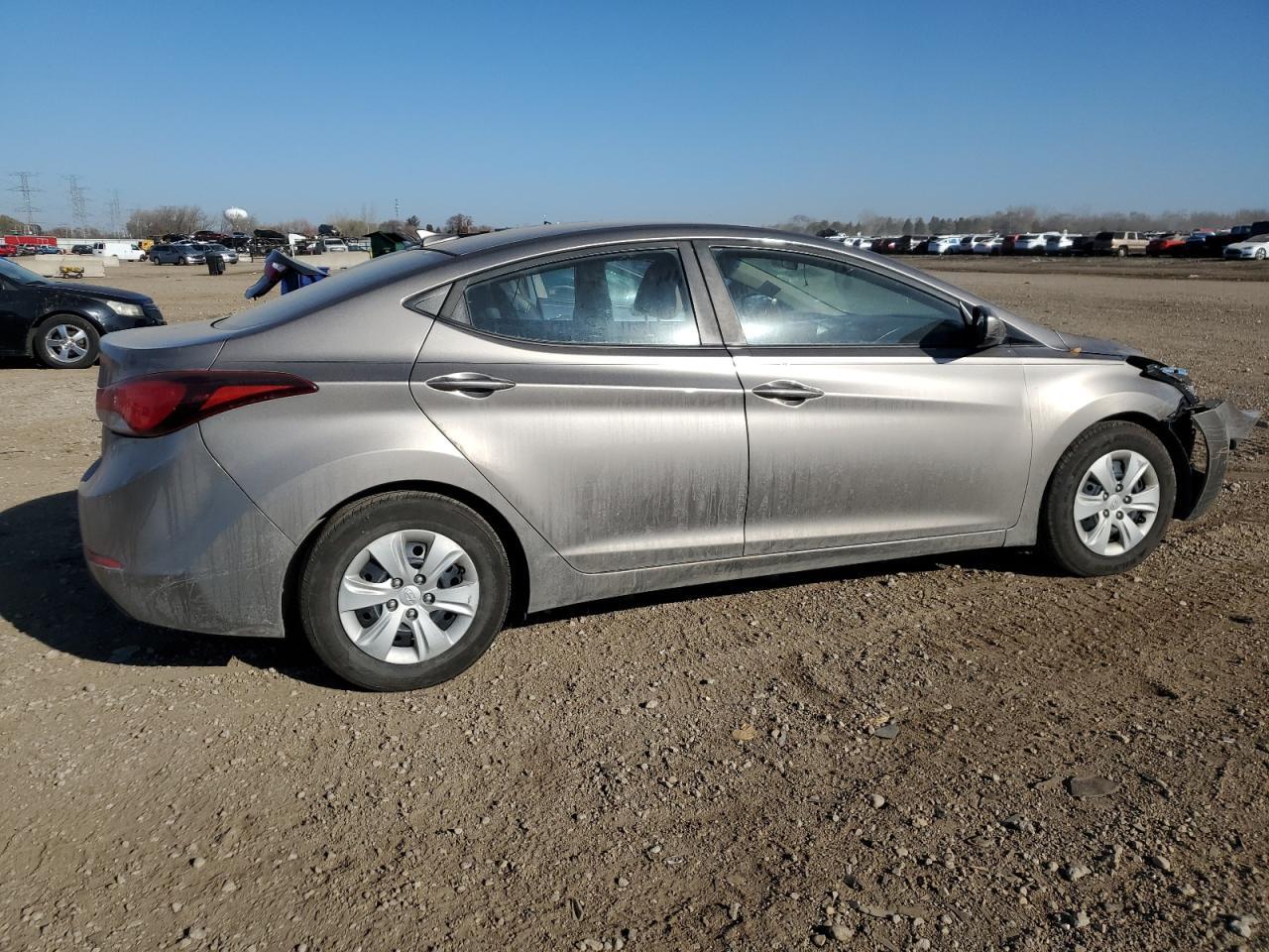 2016 Hyundai Elantra Se - Image 3
