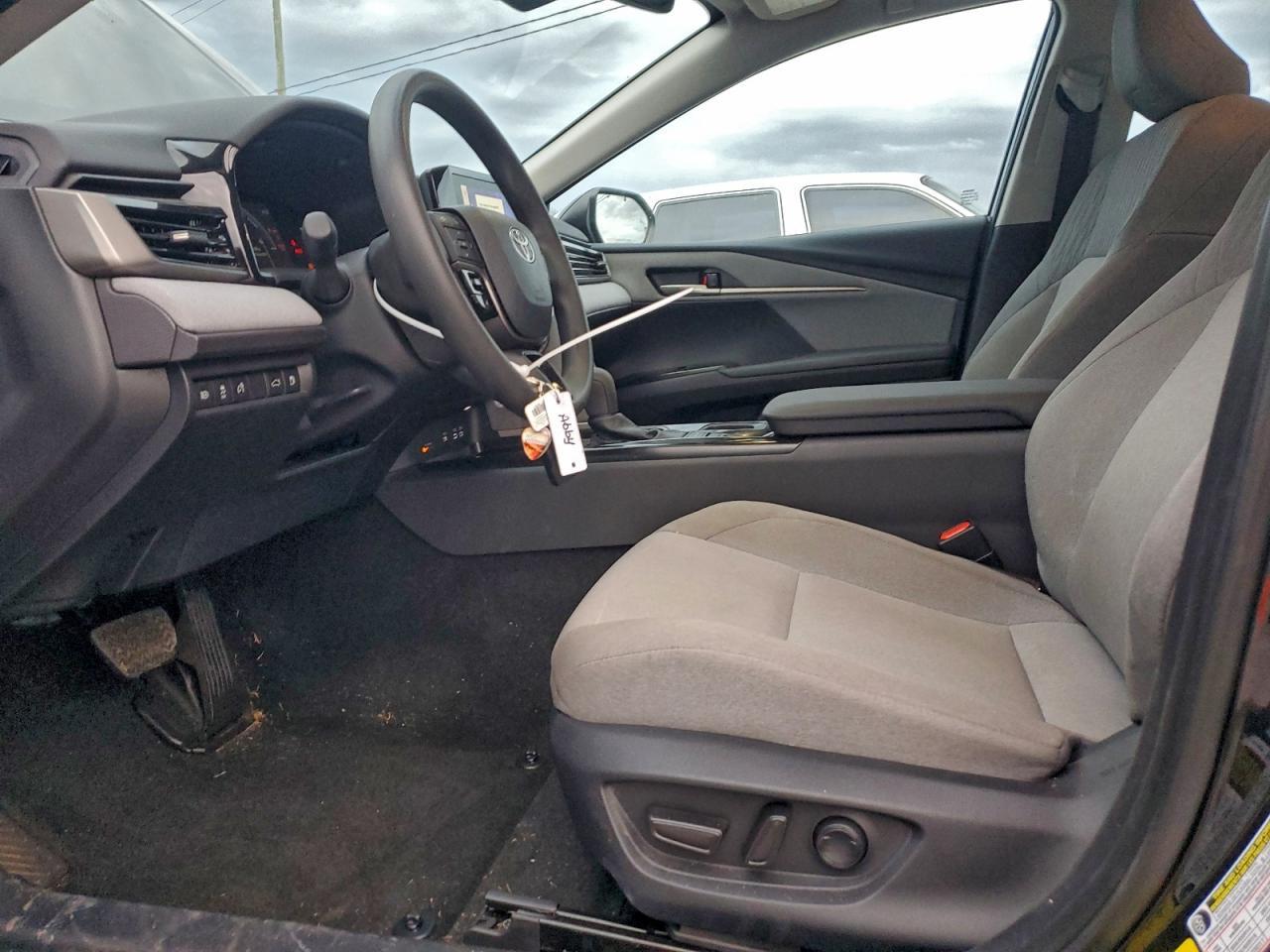 2025 Toyota Camry Xse - Image 7