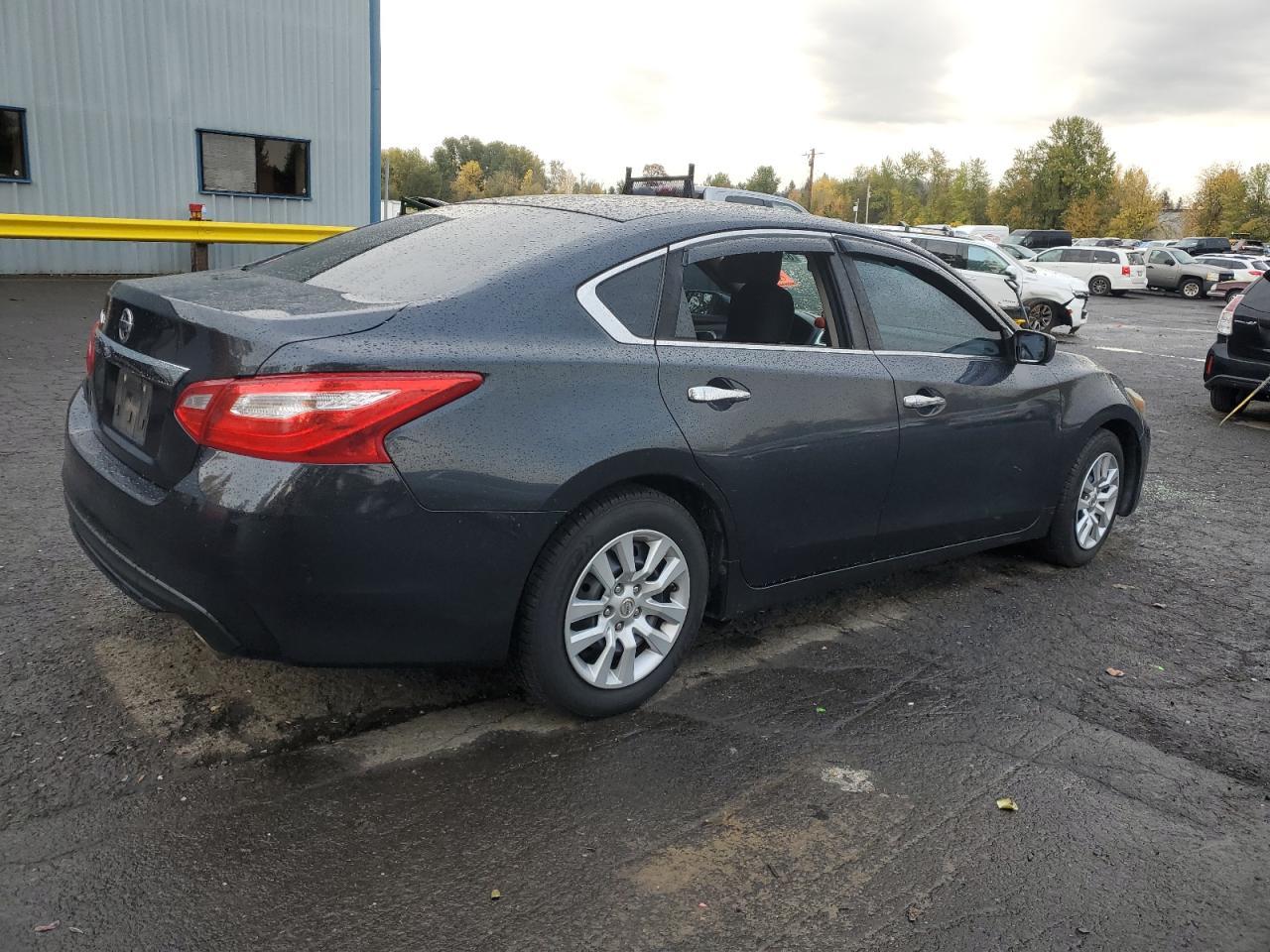 2016 Nissan Altima 2.5 - Фото 3