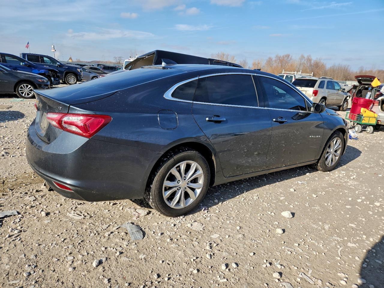 2020 Chevrolet Malibu Lt - Фото 3