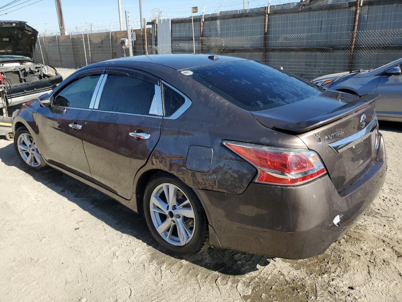 2014 Nissan Altima 2.5 - Image 2
