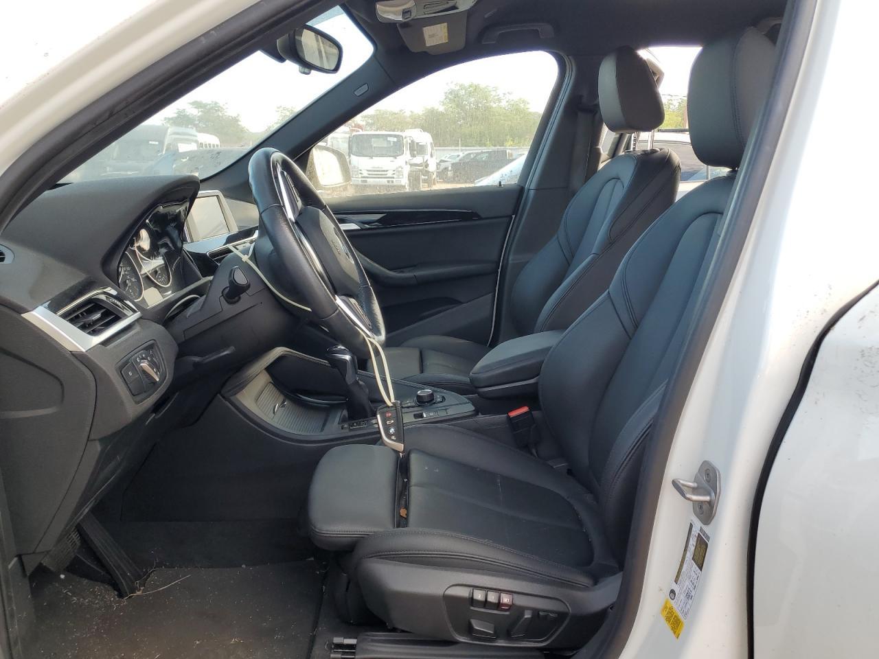 2017 BMW X1 Sdrive28I - Фото 7