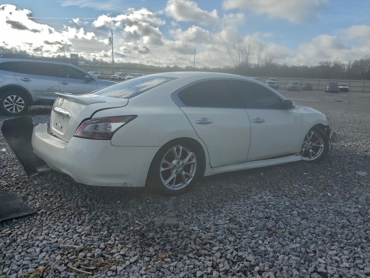 2012 Nissan Maxima 3.5 S - Фото 3