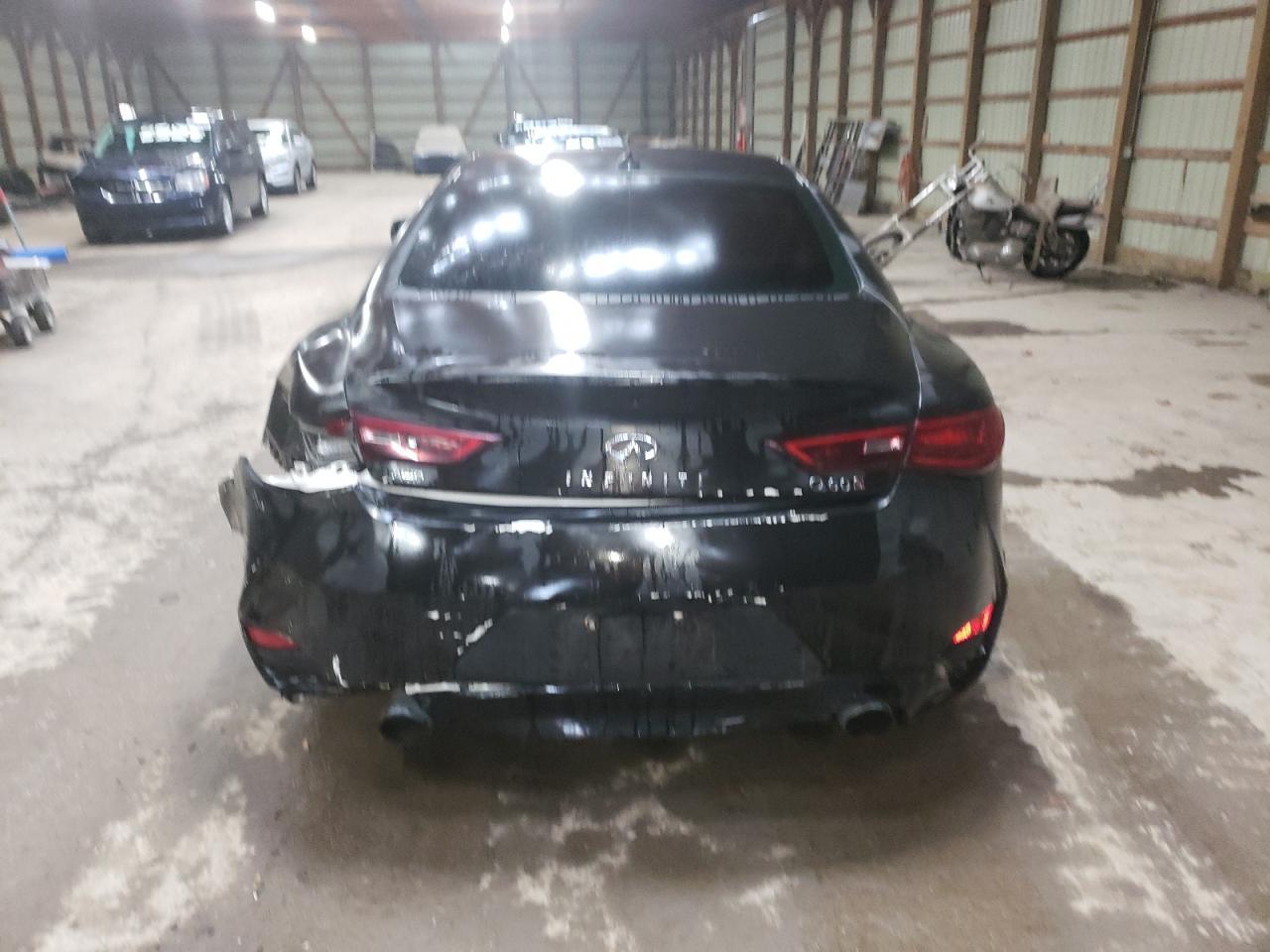 2017 Infiniti Q60 - Image 6