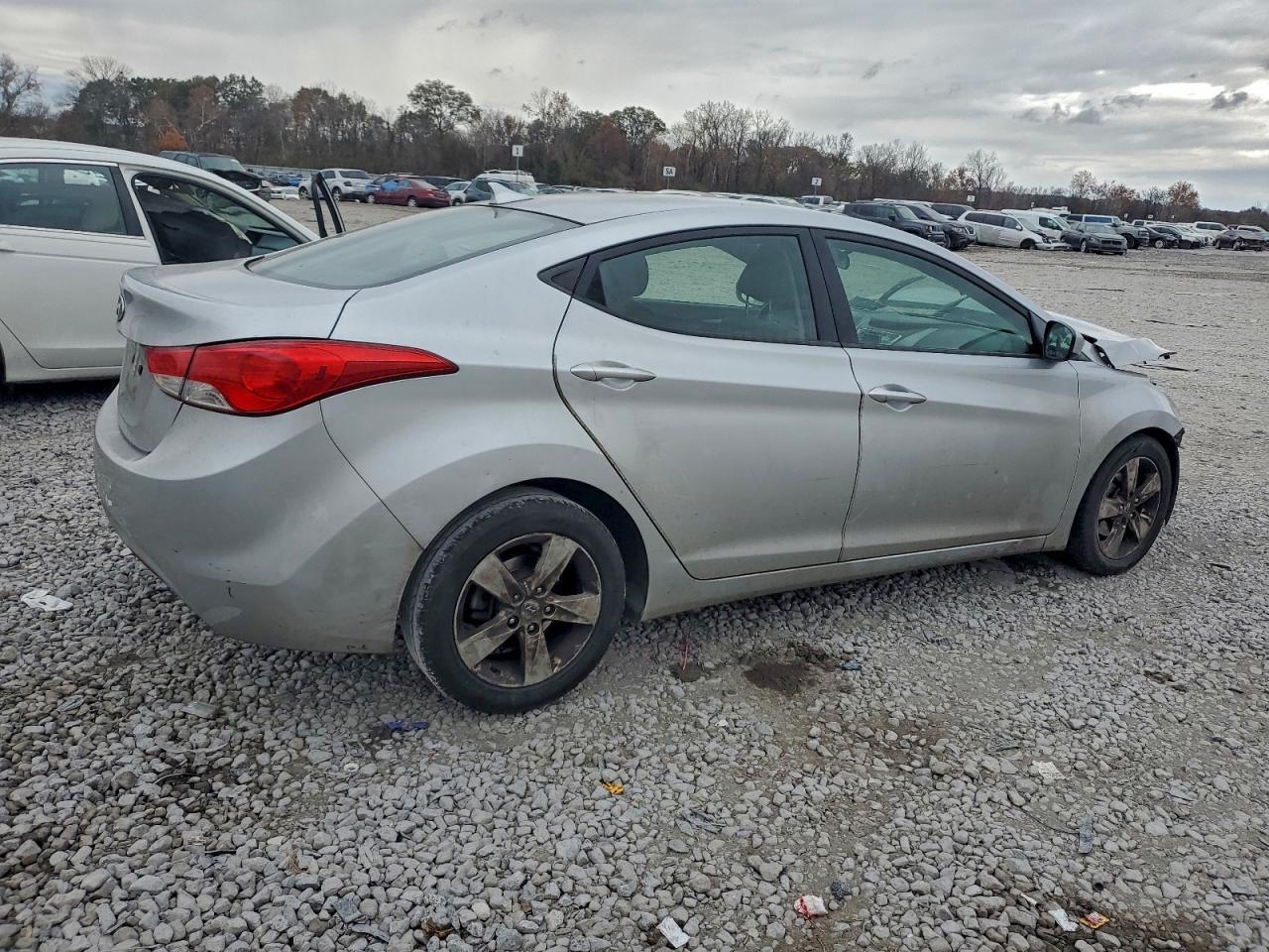 2012 Hyundai Elantra Gls - Фото 3