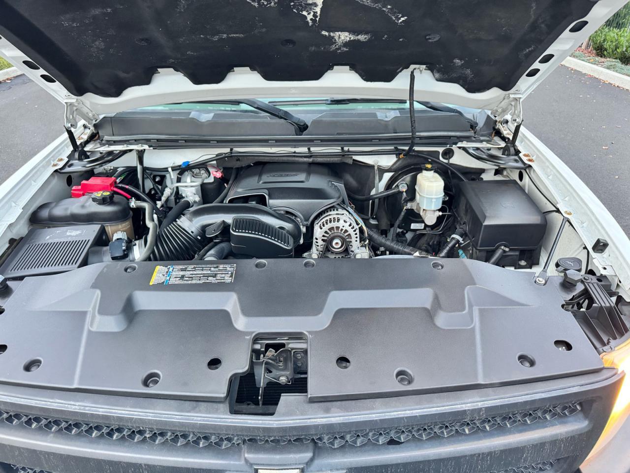 2011 Chevrolet Silverado C1500 - Image 7