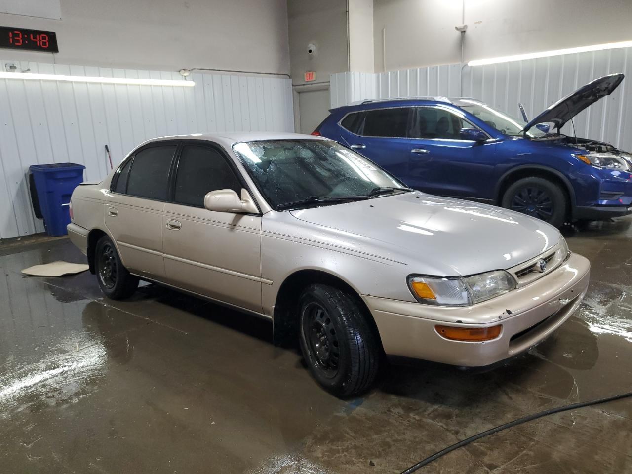 1996 Toyota Corolla Dx - Image 4
