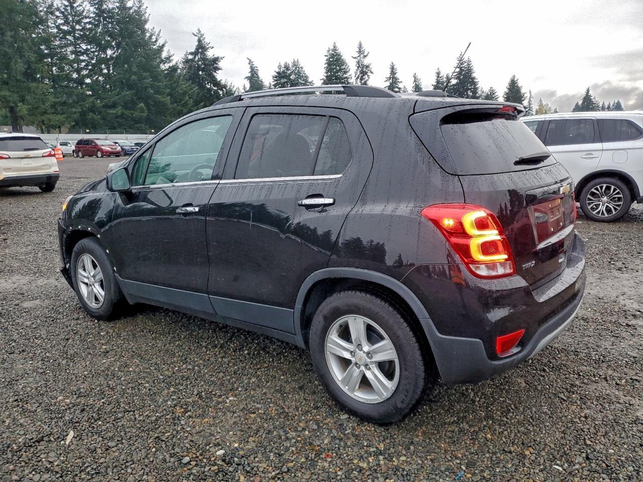 2020 Chevrolet Trax 1Lt - Фото 2