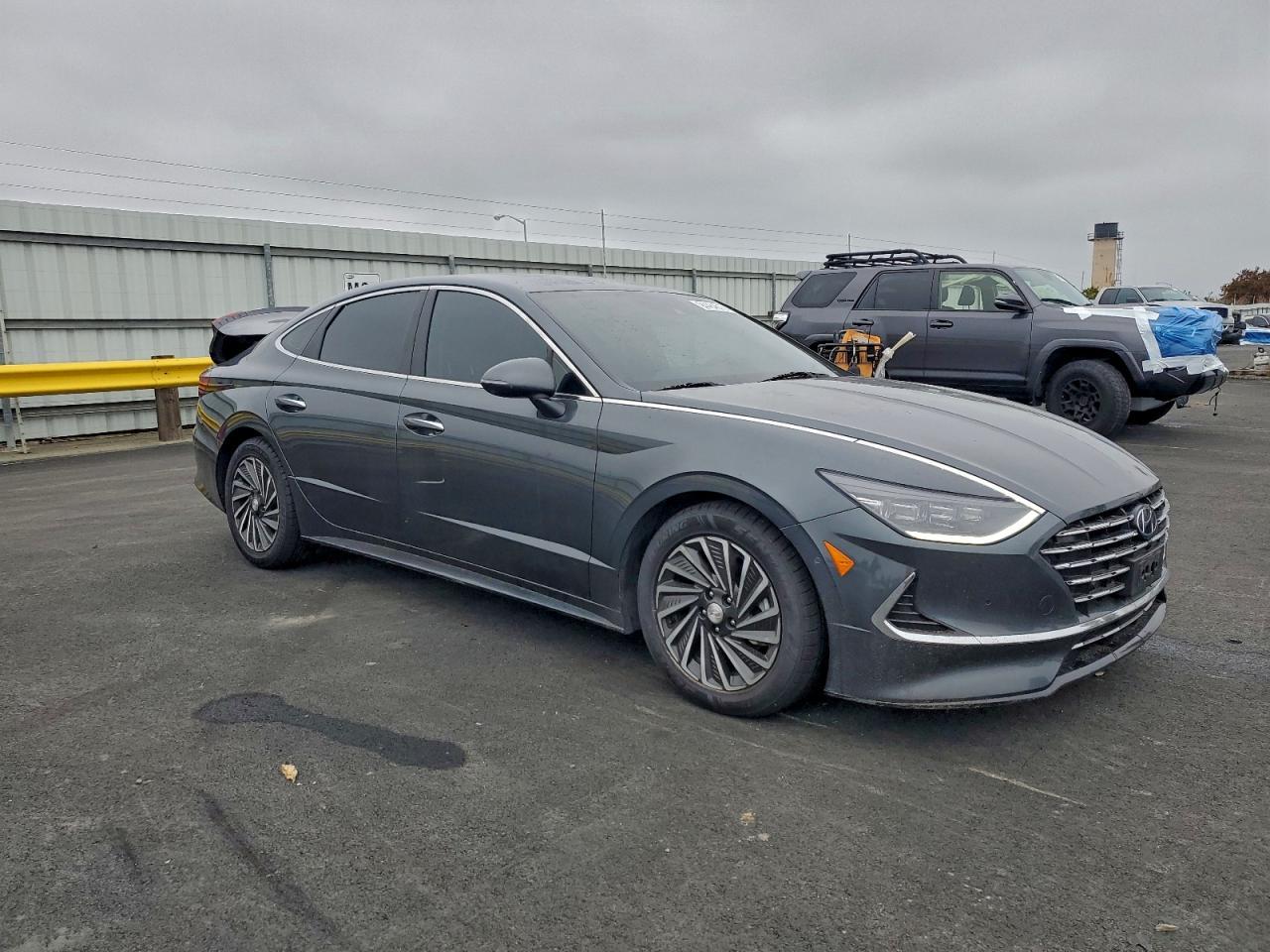 2022 Hyundai Sonata - Image 4