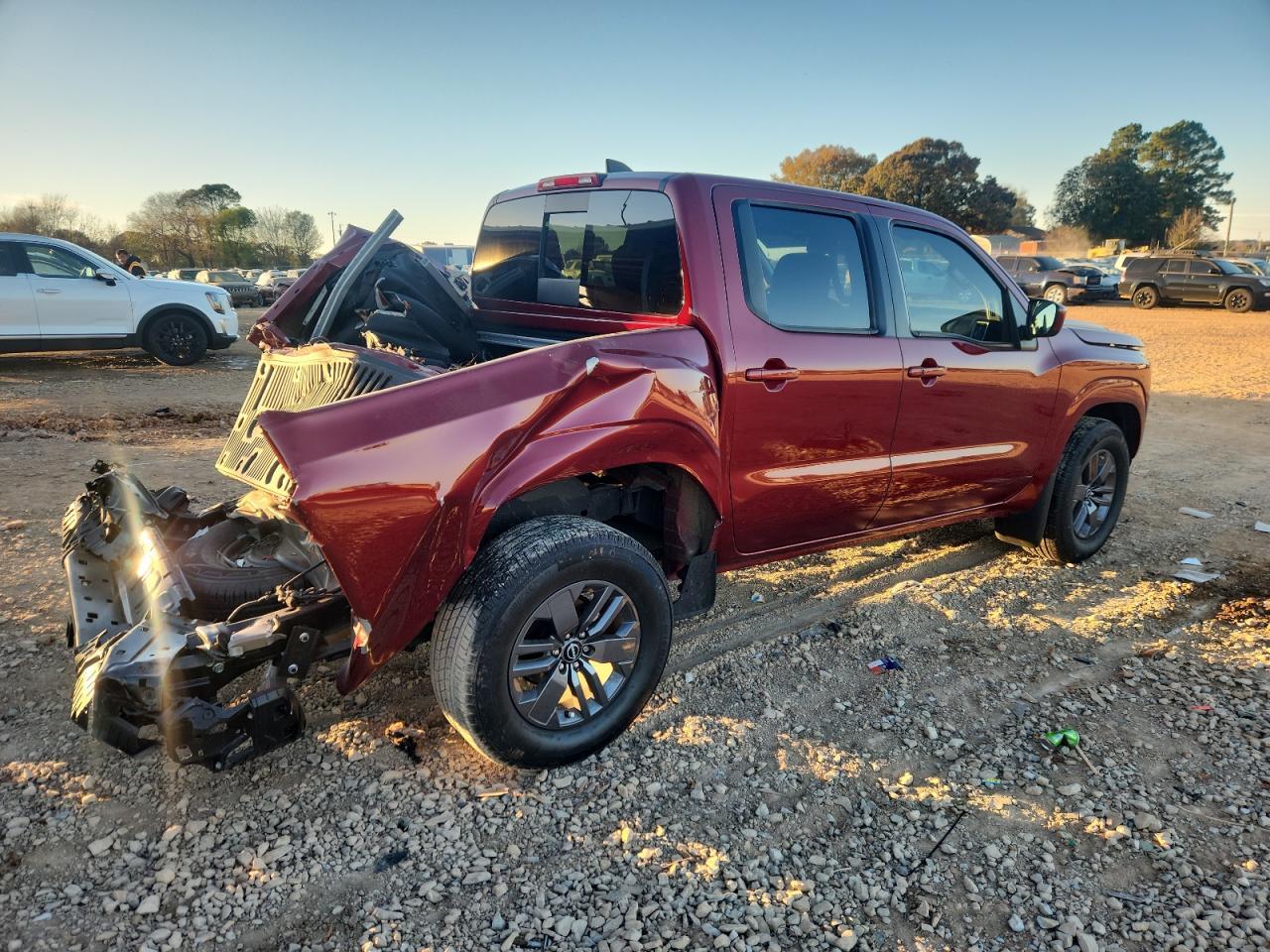 2025 Nissan Frontier S - Image 3