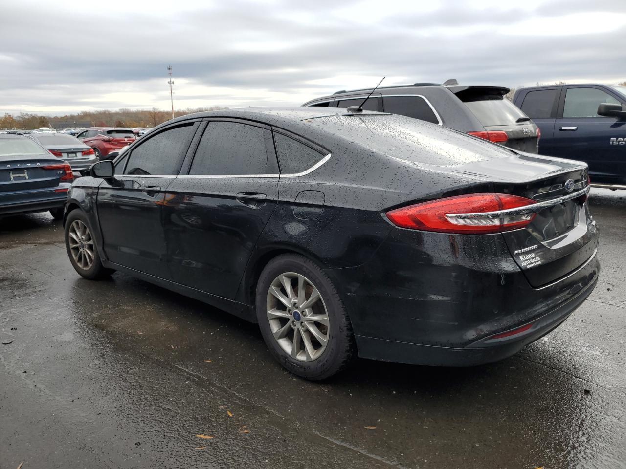 2017 Ford Fusion Se - Image 2