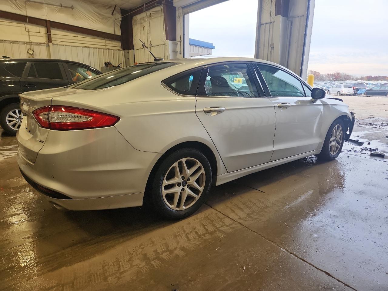 2016 Ford Fusion Se - Фото 3