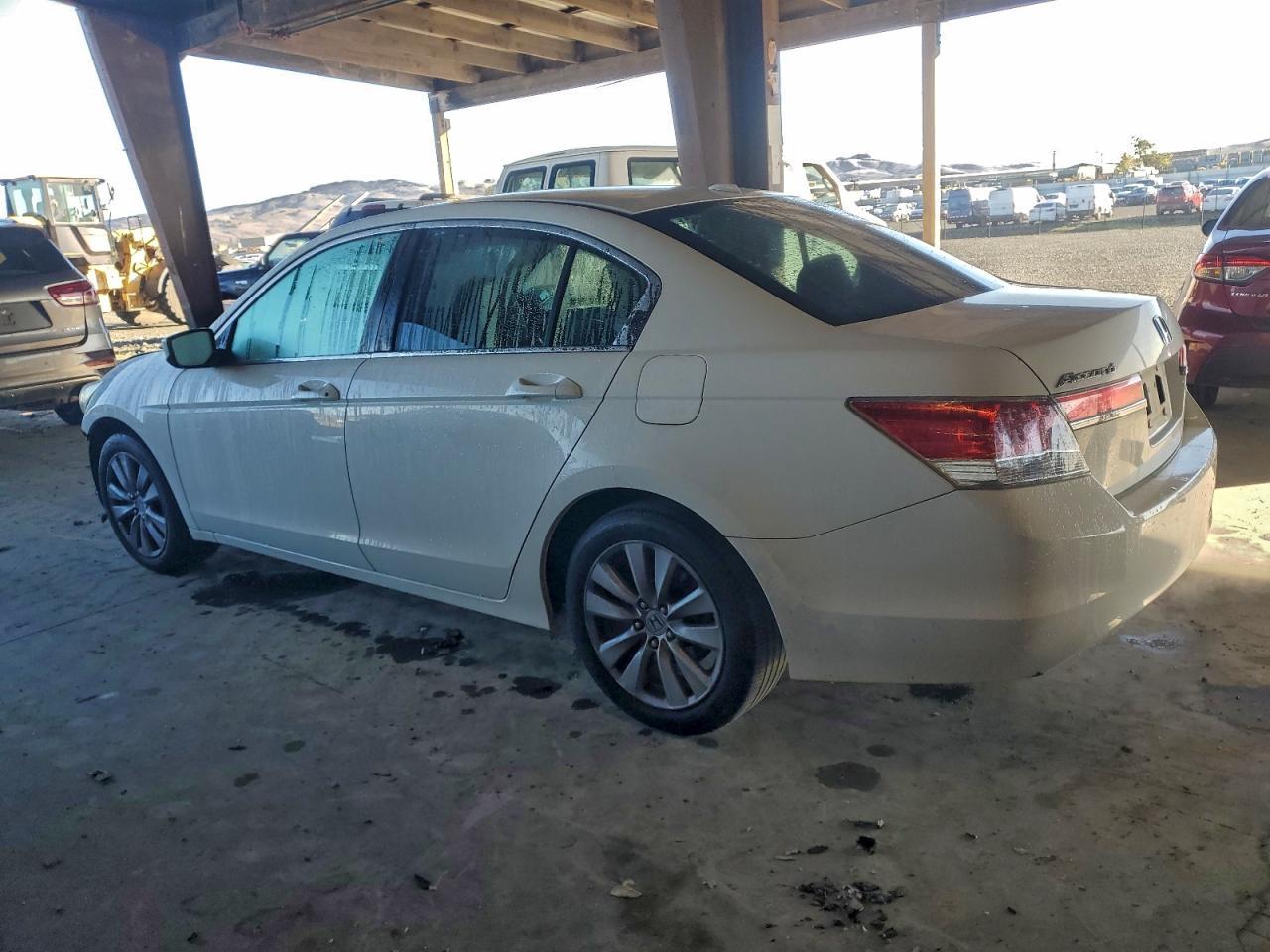 2012 Honda Accord Exl - Image 2