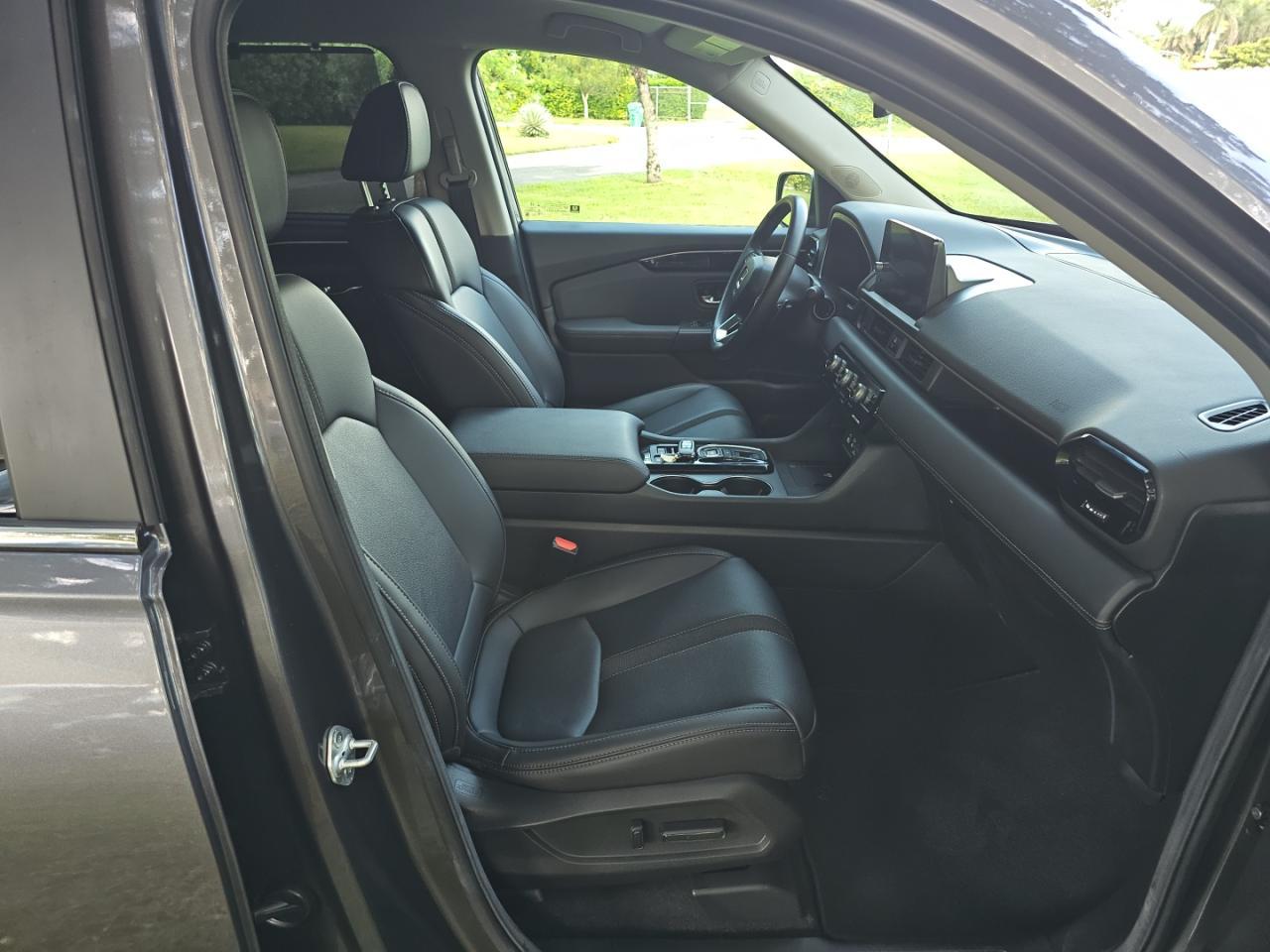 2025 Honda Pilot Exl - Image 5