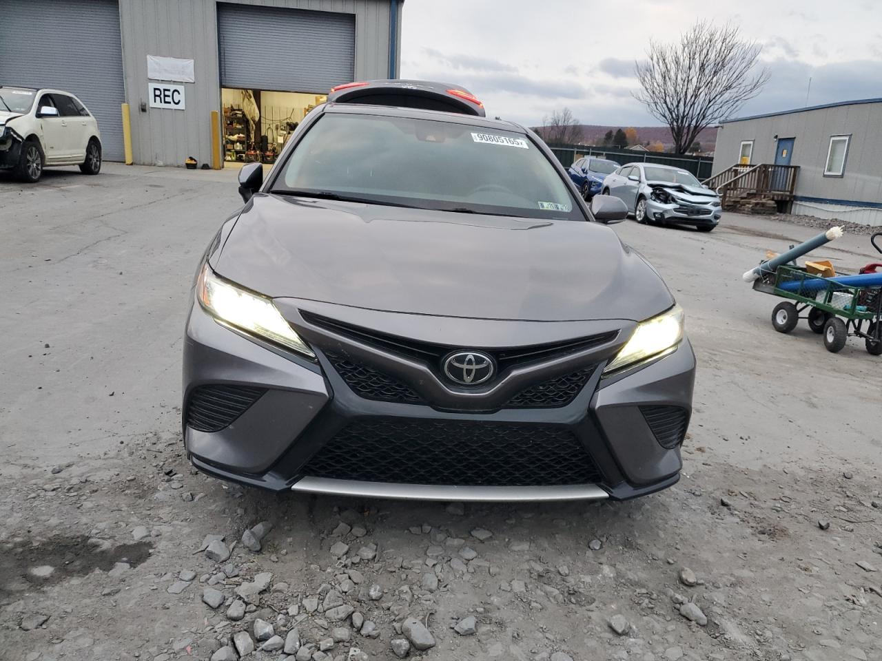 2019 Toyota Camry Xse - Фото 5