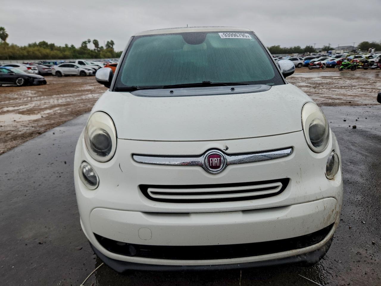 2014 Fiat 500L Lounge - Image 5