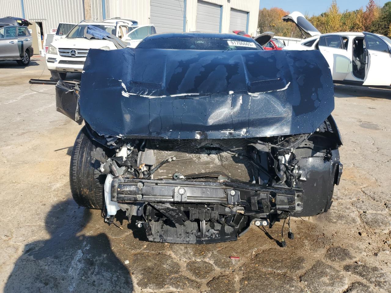 2022 Ford Mustang - Фото 5